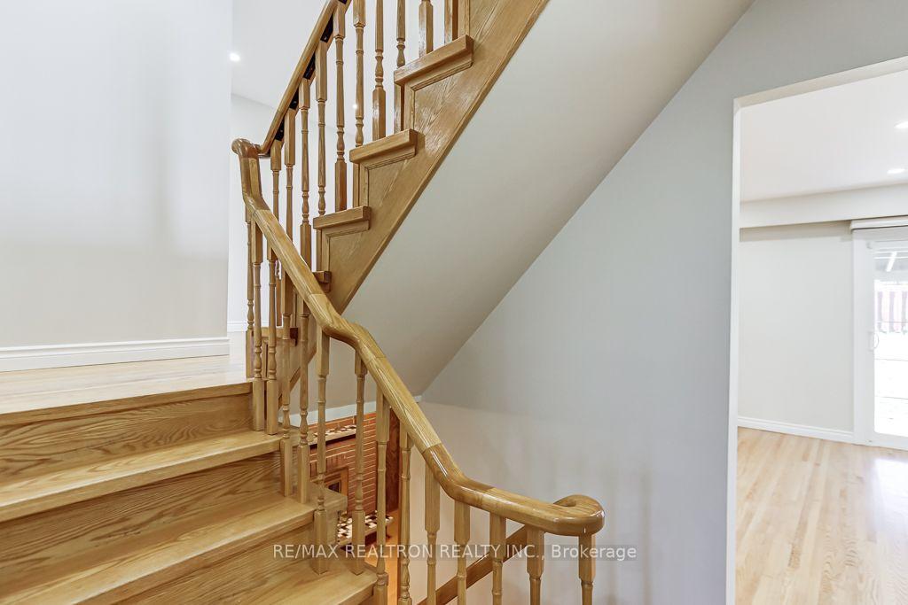 Photo 26 of 2 Littleleaf Drive, Scarborough, Malvern — HOMEH