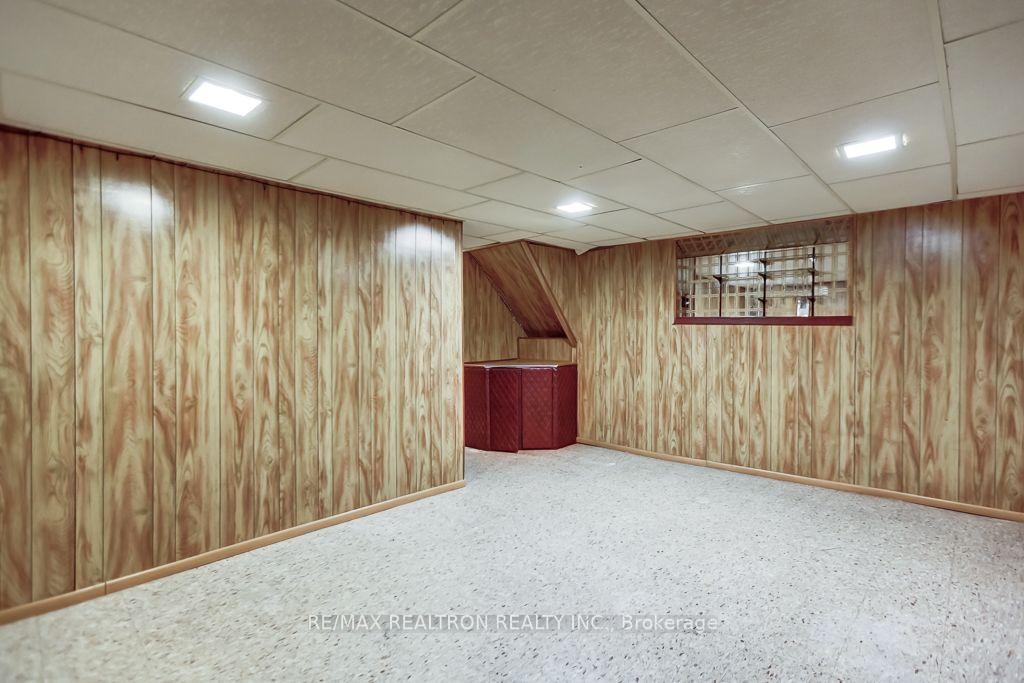 Photo 32 of 2 Littleleaf Drive, Scarborough, Malvern — HOMEH