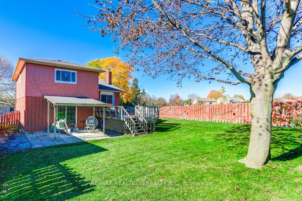 Photo 37 of 2 Littleleaf Drive, Scarborough, Malvern — HOMEH