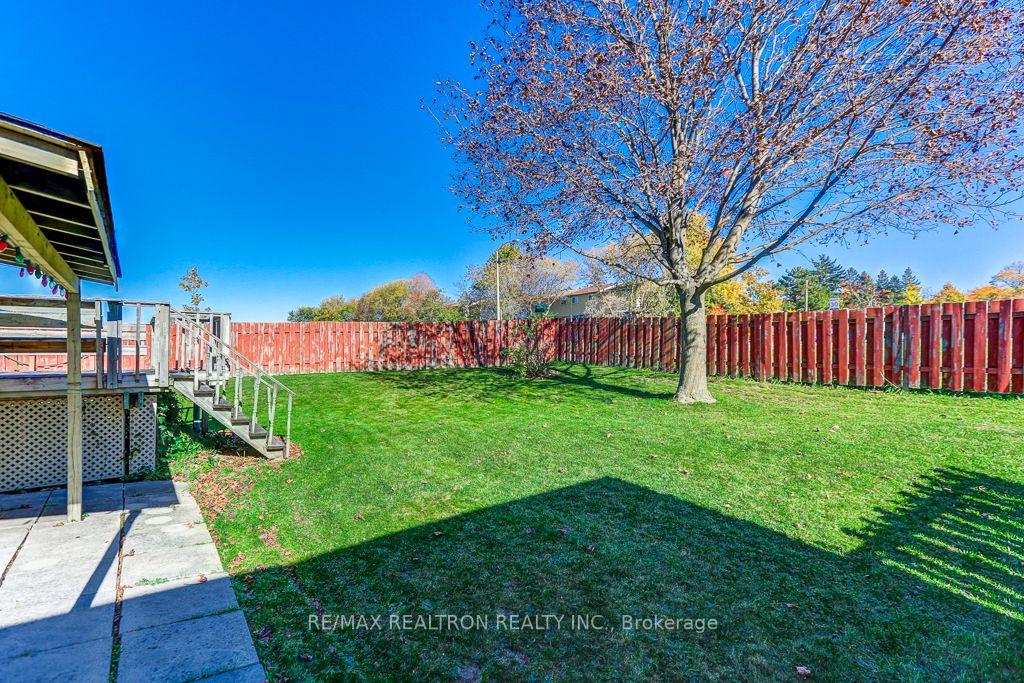 Photo 38 of 2 Littleleaf Drive, Scarborough, Malvern — HOMEH