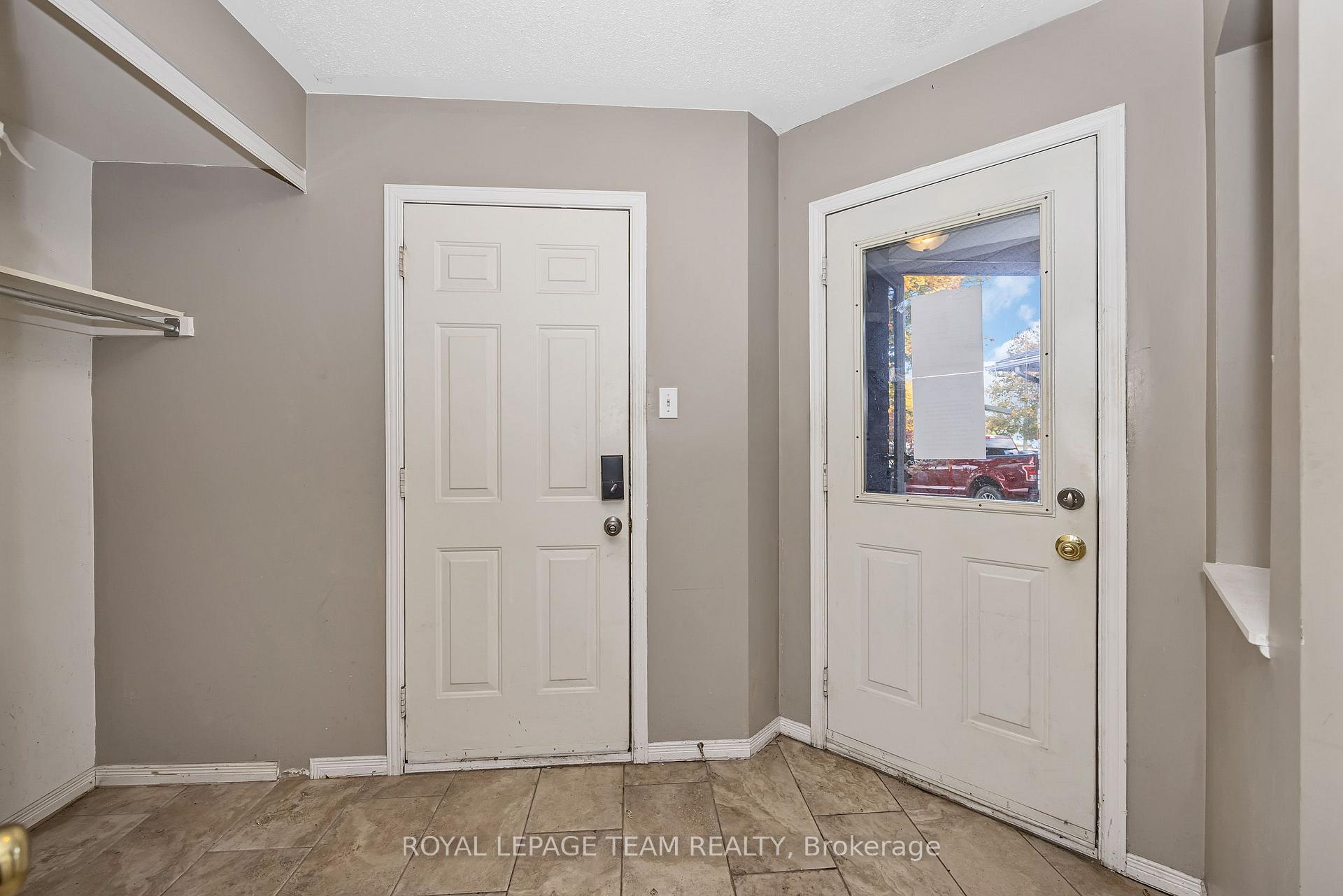 Photo 5 of 769 Nesting Way, Ottawa, Fallingbrook/Gardenway South — HOMEH