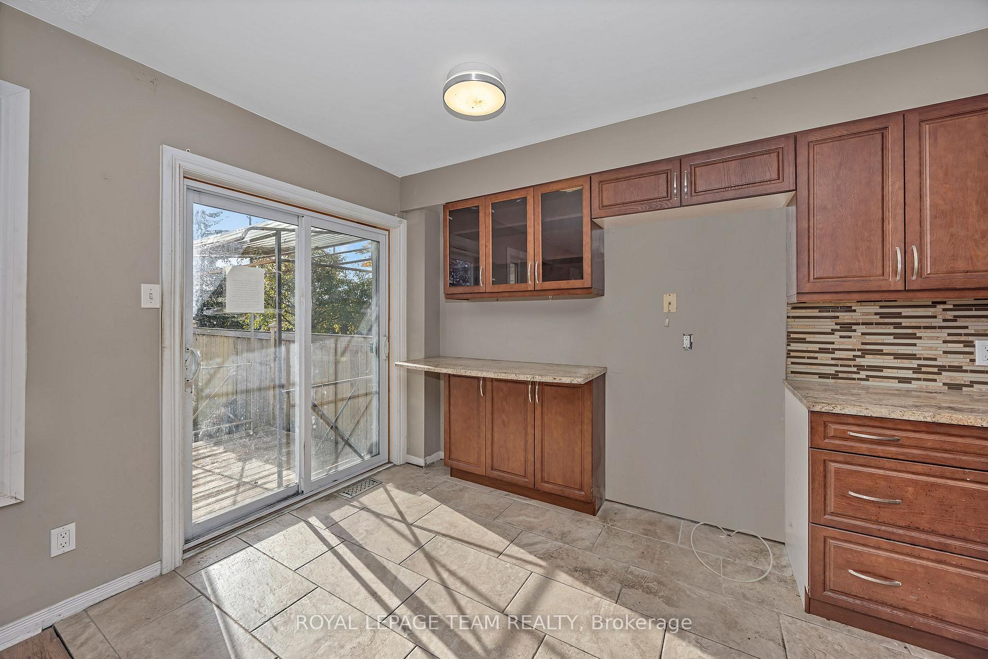 Photo 15 of 769 Nesting Way, Ottawa, Fallingbrook/Gardenway South — HOMEH