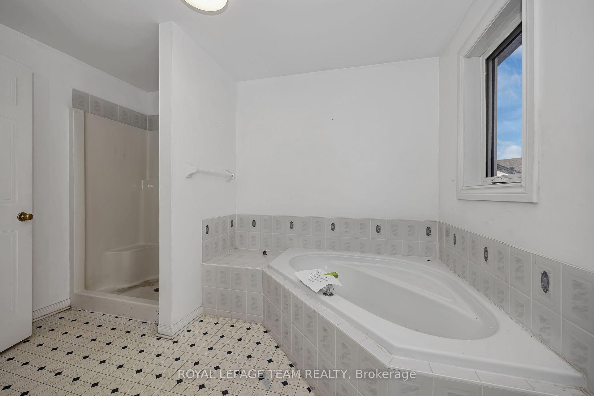 Photo 25 of 769 Nesting Way, Ottawa, Fallingbrook/Gardenway South — HOMEH