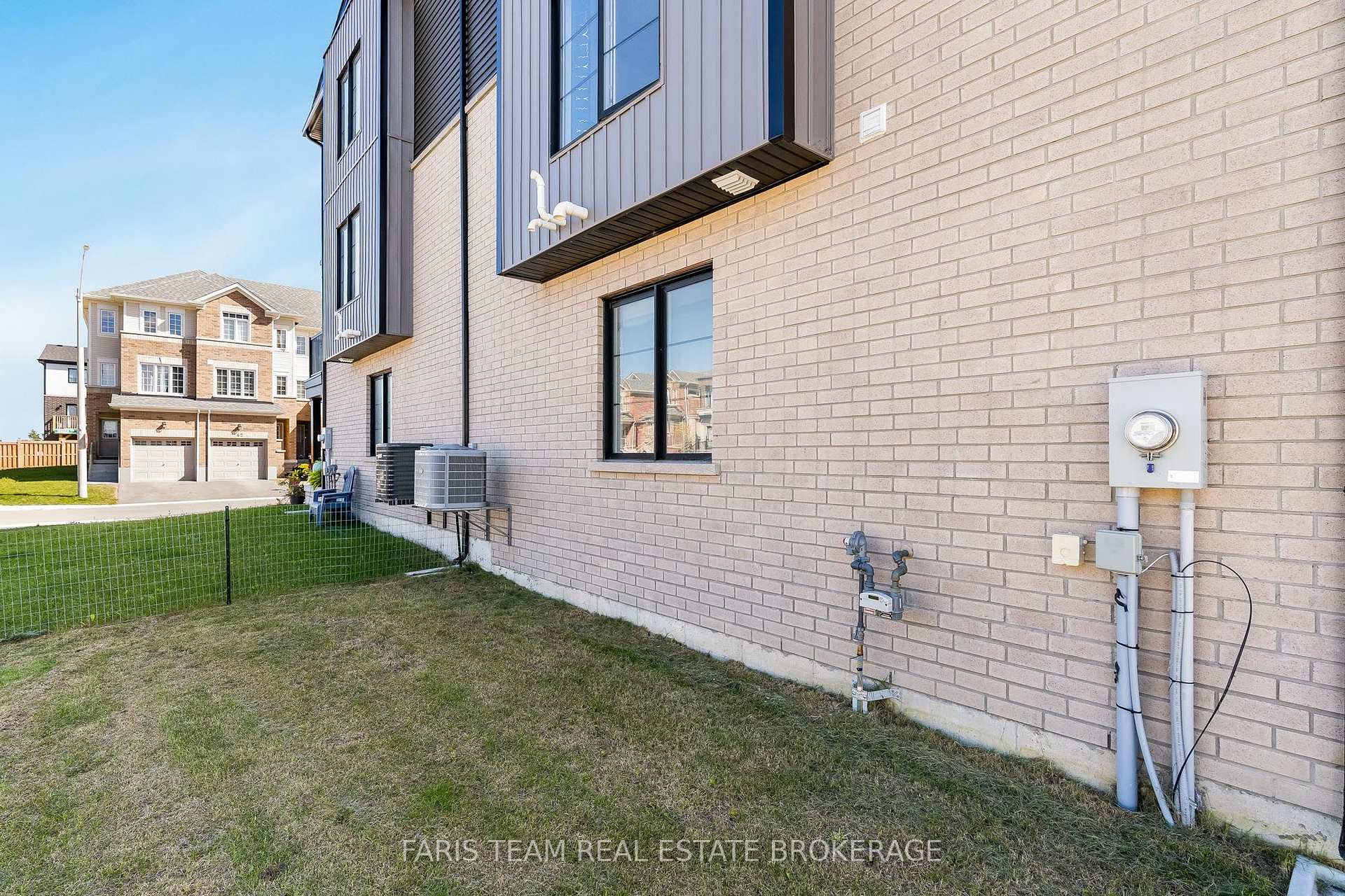 Photo 27 of 38 Silo Mews, Barrie, Rural Barrie Southeast — HOMEH