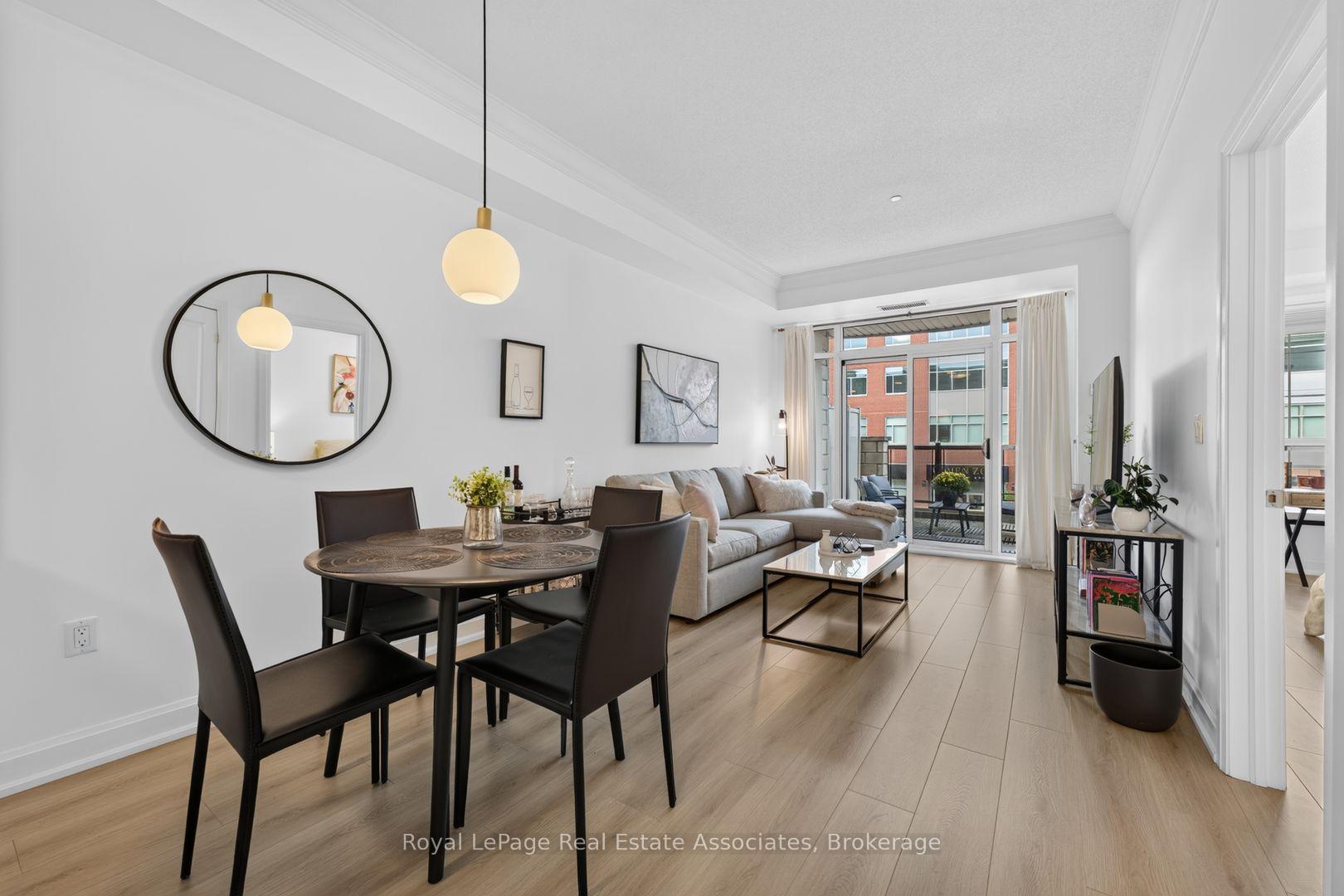 Photo 9 of Unit 214, 216 Oak Park Boulevard, Oakville, River Oaks — HOMEH