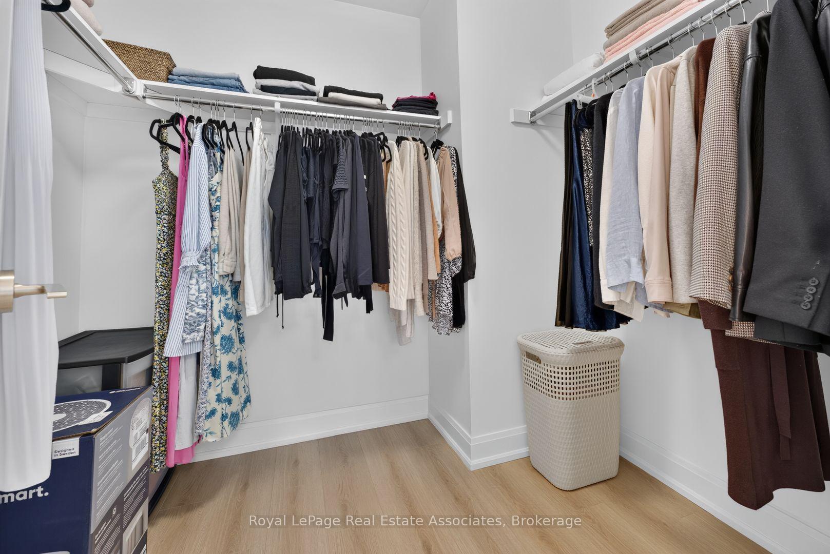 Photo 19 of Unit 214, 216 Oak Park Boulevard, Oakville, River Oaks — HOMEH