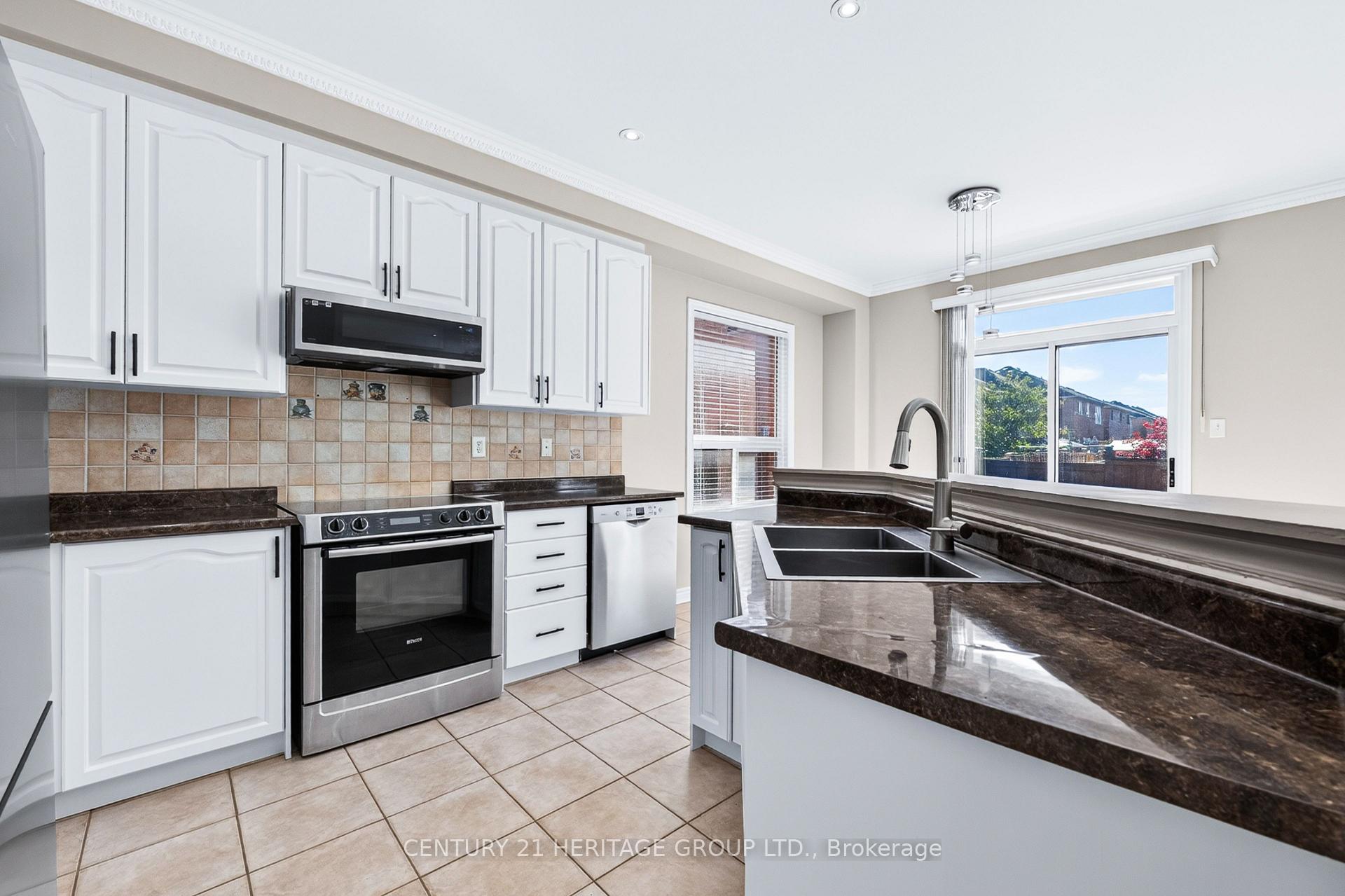 Photo 7 of 87 Turning Leaf Drive, Vaughan, Sonoma Heights — HOMEH