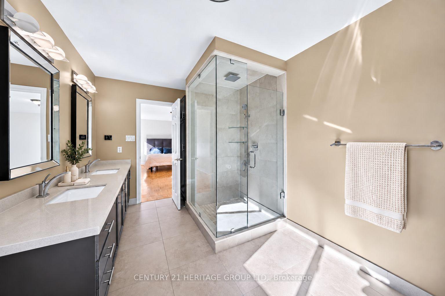 Photo 18 of 87 Turning Leaf Drive, Vaughan, Sonoma Heights — HOMEH