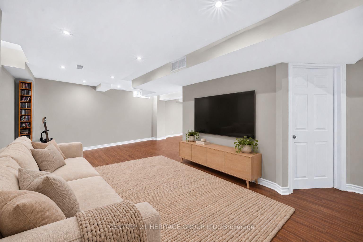 Photo 32 of 87 Turning Leaf Drive, Vaughan, Sonoma Heights — HOMEH