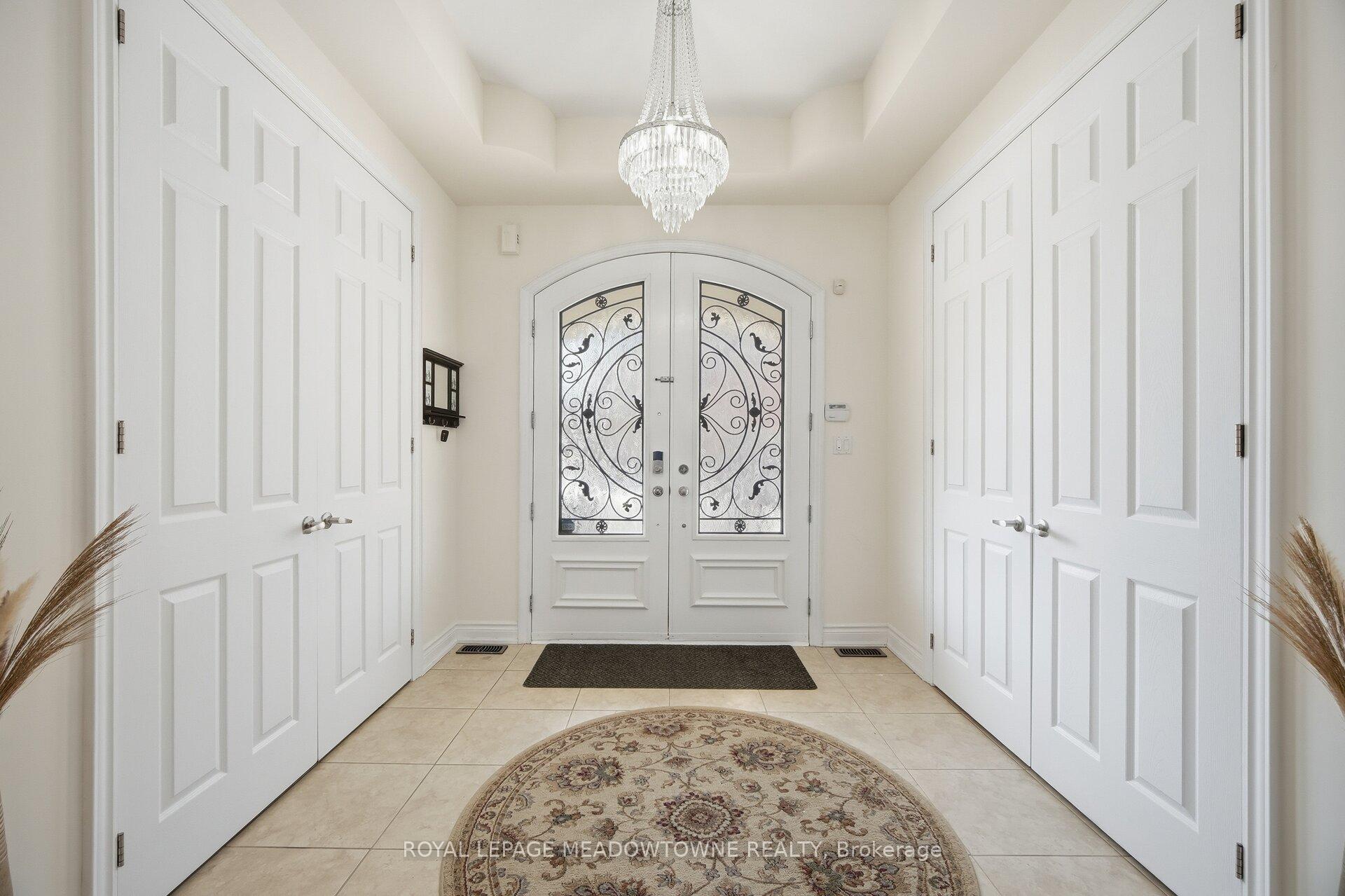 Photo 4 of 5221 Adobe Court, Mississauga, Churchill Meadows — HOMEH