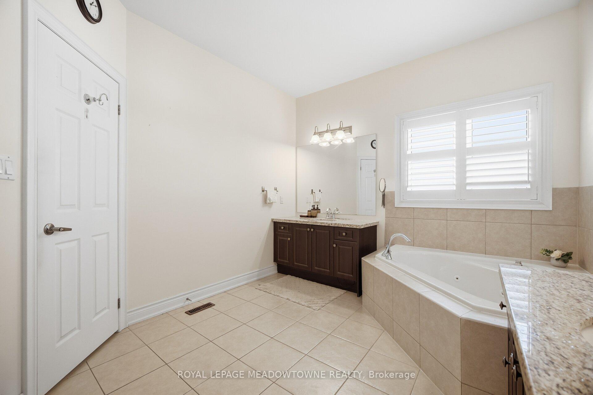 Photo 27 of 5221 Adobe Court, Mississauga, Churchill Meadows — HOMEH