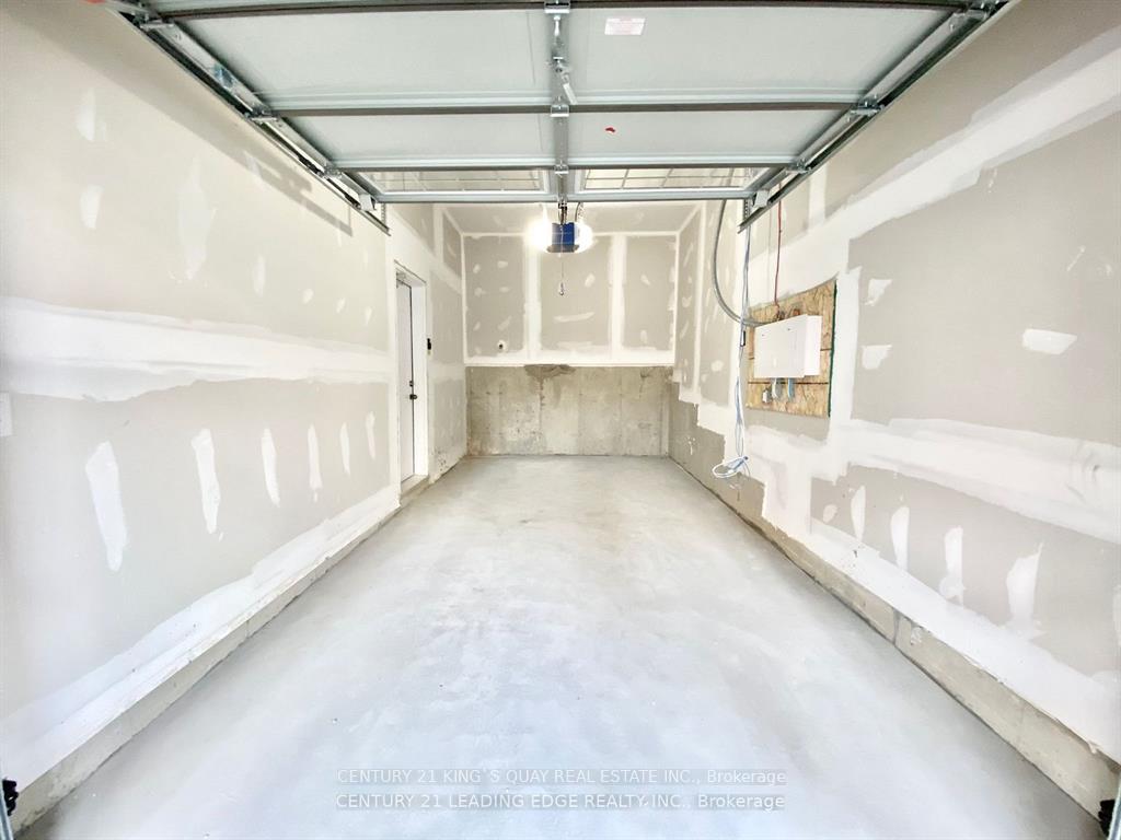 Photo 8 of 10929 Victoria Square Boulevard, Markham, Victoria Square — HOMEH