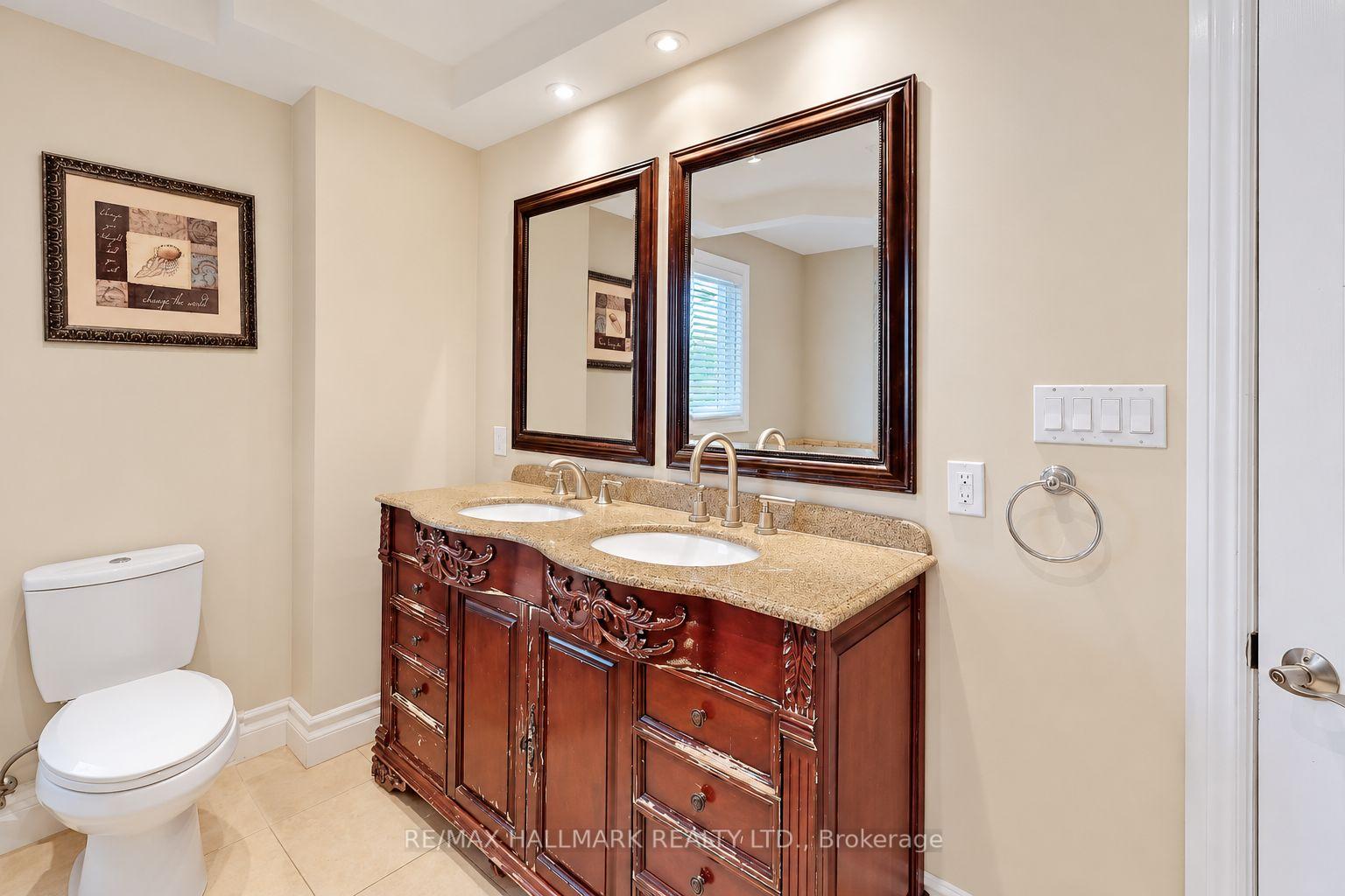 Photo 6 of 28 Lake Avenue, Richmond Hill, Oak Ridges Lake Wilcox — HOMEH