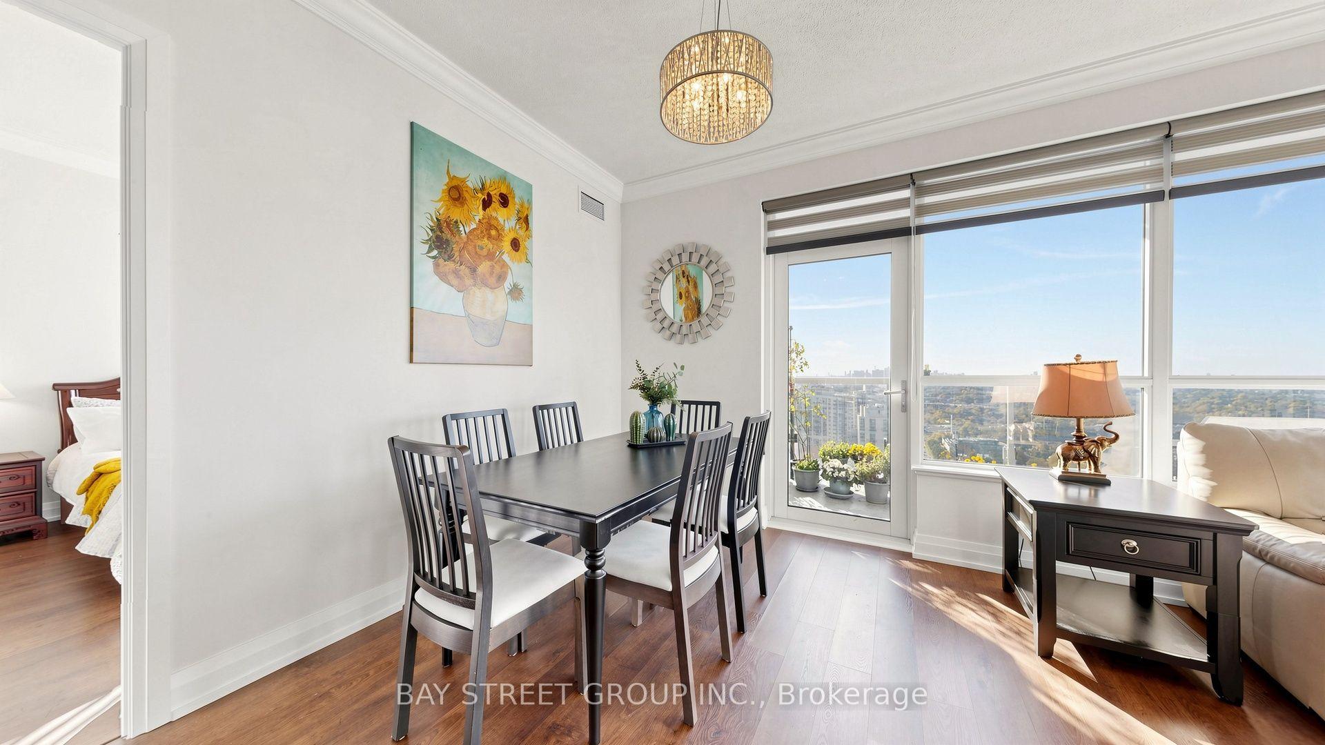 Photo 5 of Unit 3010, 2 Anndale Drive, North York, Willowdale East — HOMEH