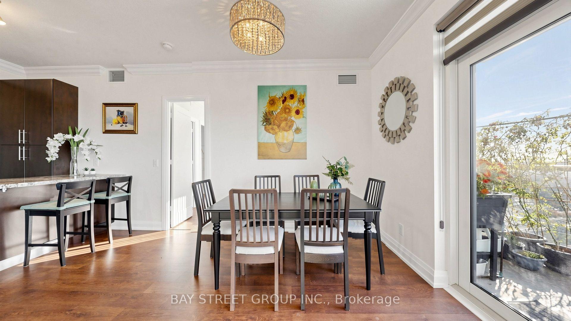 Photo 6 of Unit 3010, 2 Anndale Drive, North York, Willowdale East — HOMEH