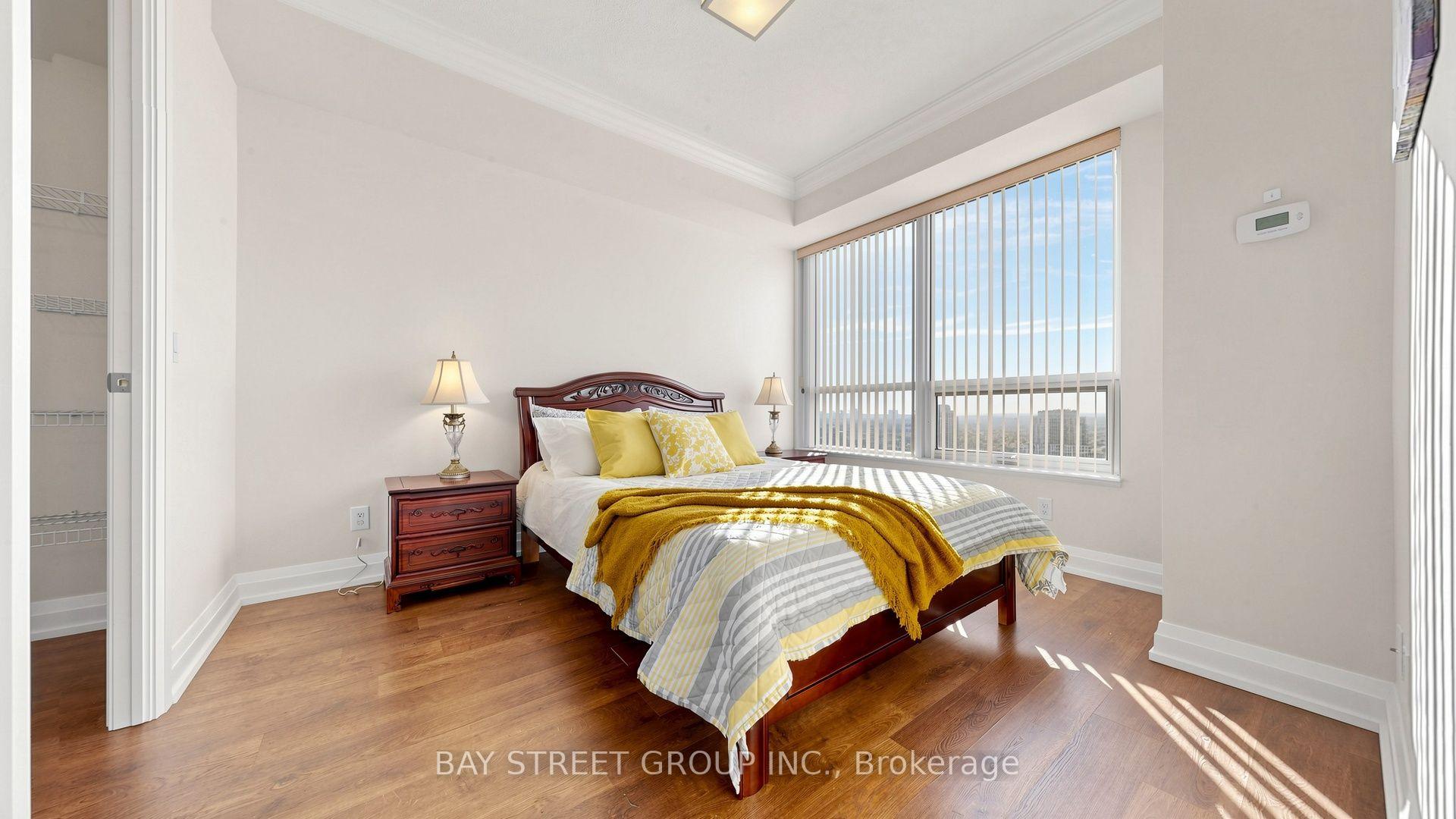 Photo 10 of Unit 3010, 2 Anndale Drive, North York, Willowdale East — HOMEH