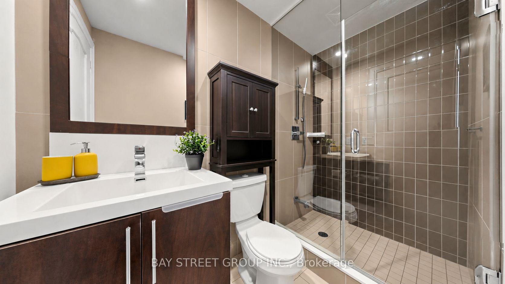 Photo 13 of Unit 3010, 2 Anndale Drive, North York, Willowdale East — HOMEH