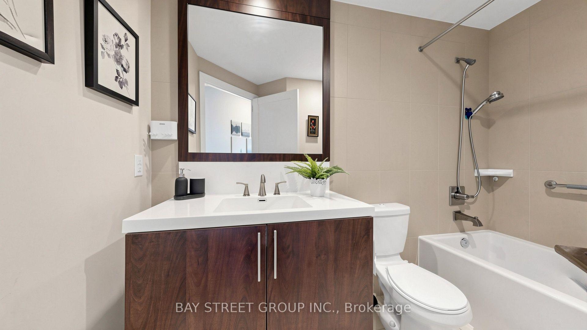 Photo 17 of Unit 3010, 2 Anndale Drive, North York, Willowdale East — HOMEH