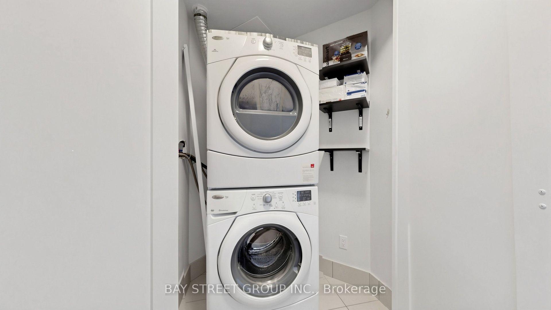 Photo 18 of Unit 3010, 2 Anndale Drive, North York, Willowdale East — HOMEH
