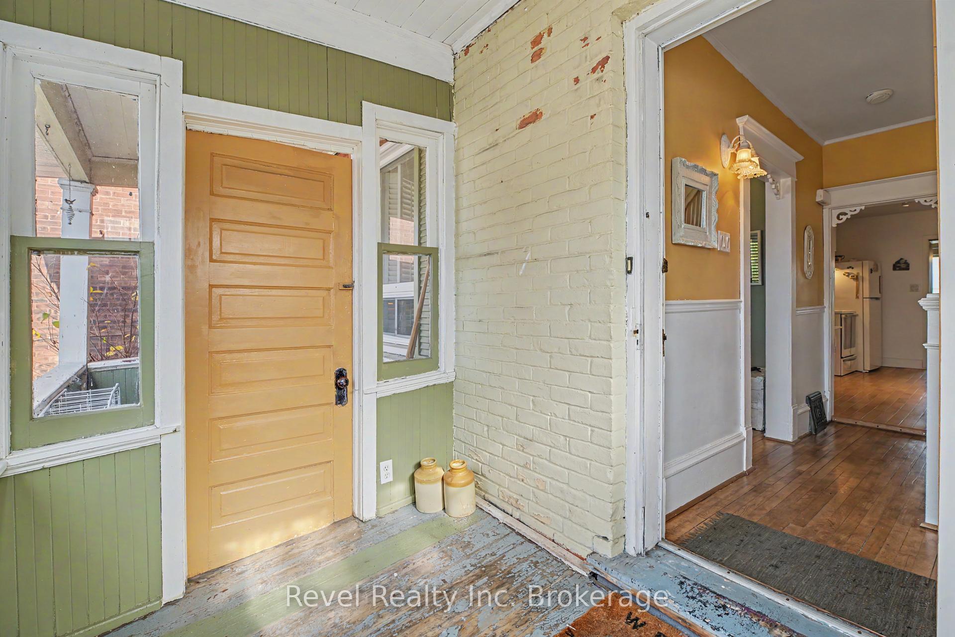 Photo 3 of 220 First Avenue E, North Bay, Central — HOMEH