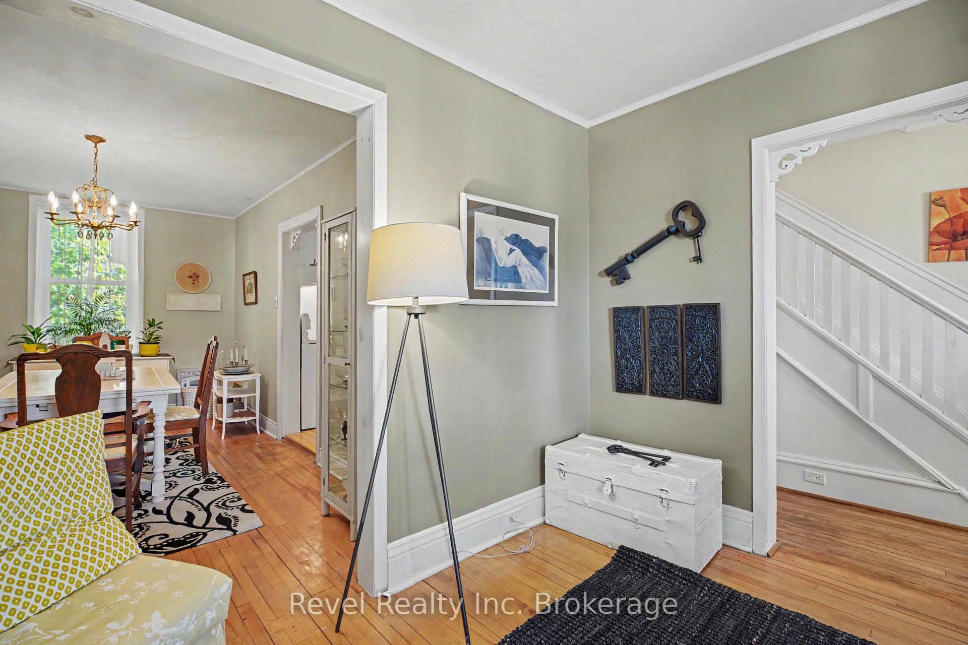Photo 5 of 220 First Avenue E, North Bay, Central — HOMEH