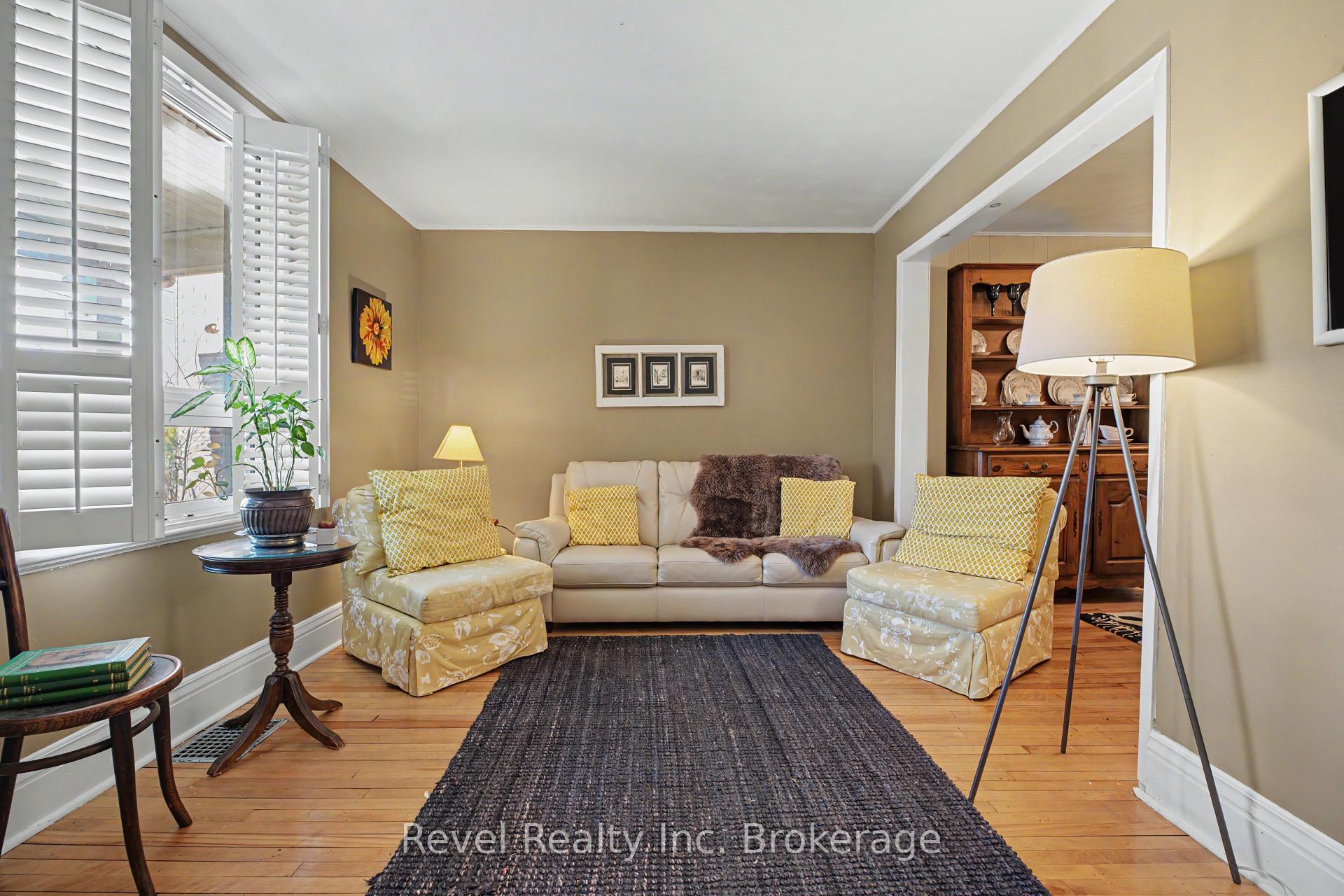 Photo 6 of 220 First Avenue E, North Bay, Central — HOMEH