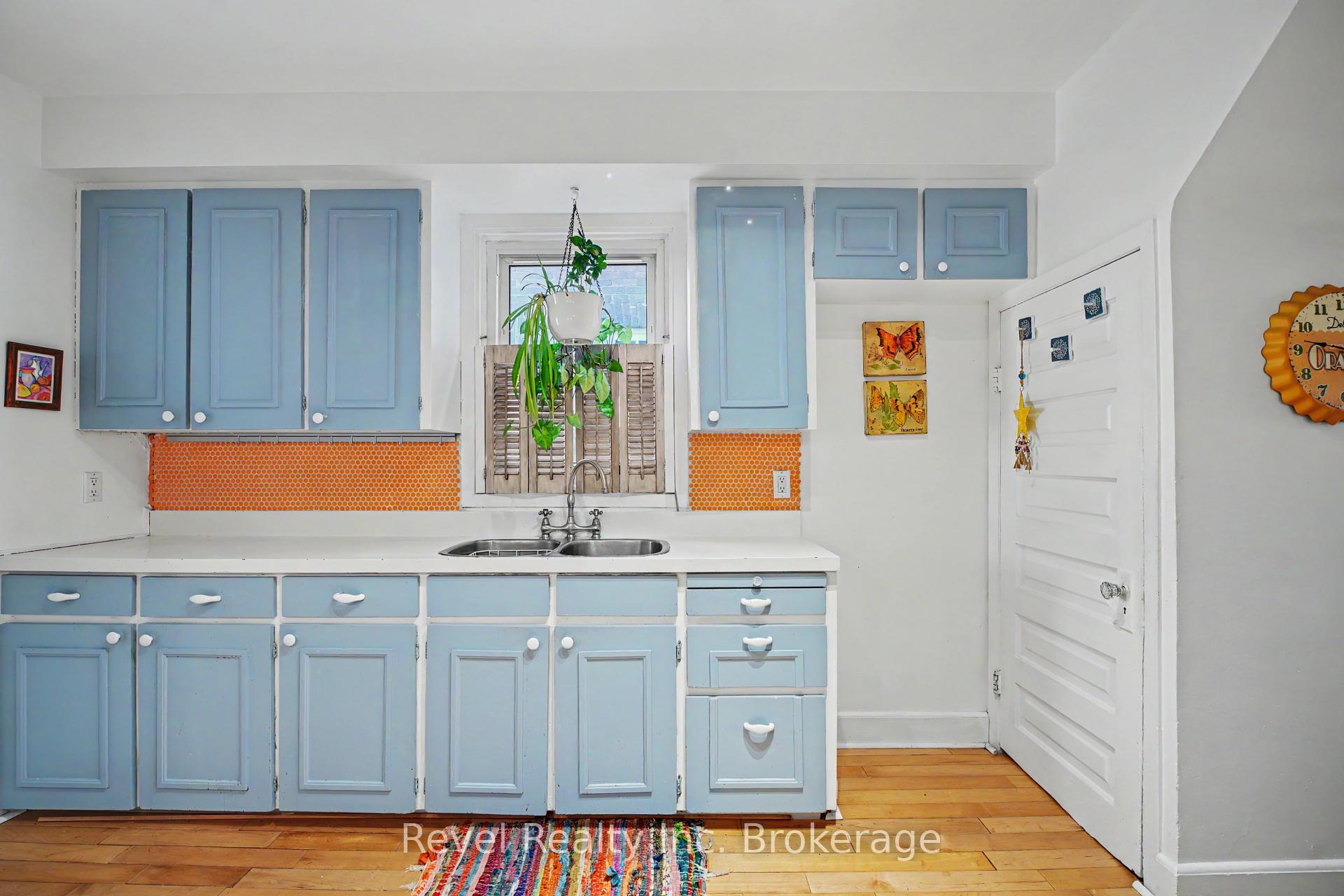Photo 14 of 220 First Avenue E, North Bay, Central — HOMEH