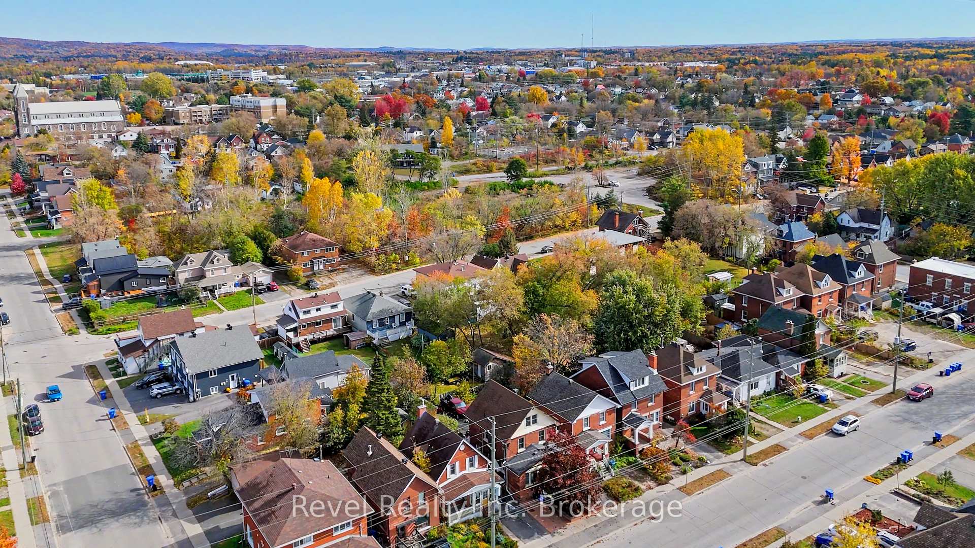 Photo 32 of 220 First Avenue E, North Bay, Central — HOMEH