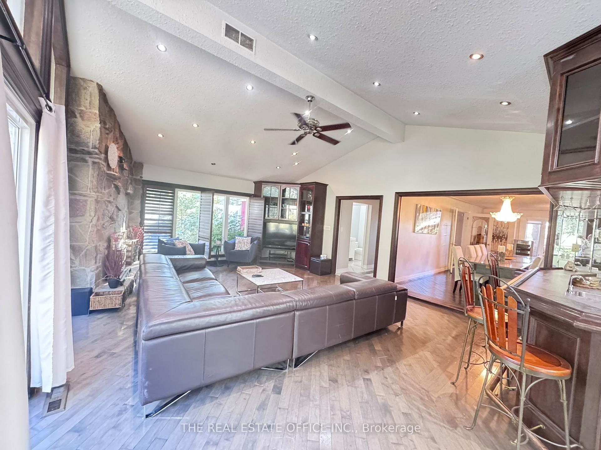 Photo 1 of 3812 Garner Road, Niagara Falls, Beaverdams — HOMEH