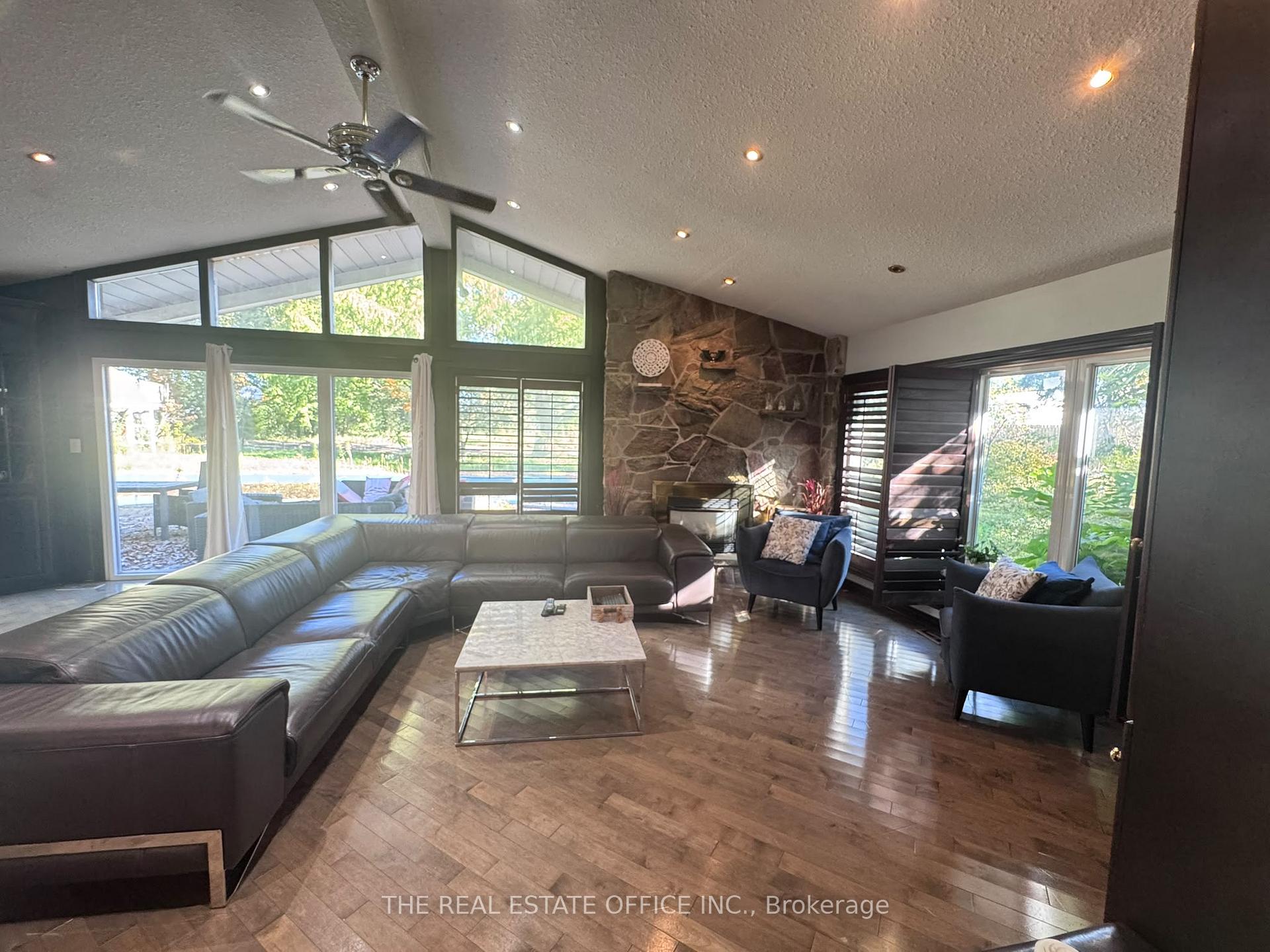 Photo 4 of 3812 Garner Road, Niagara Falls, Beaverdams — HOMEH