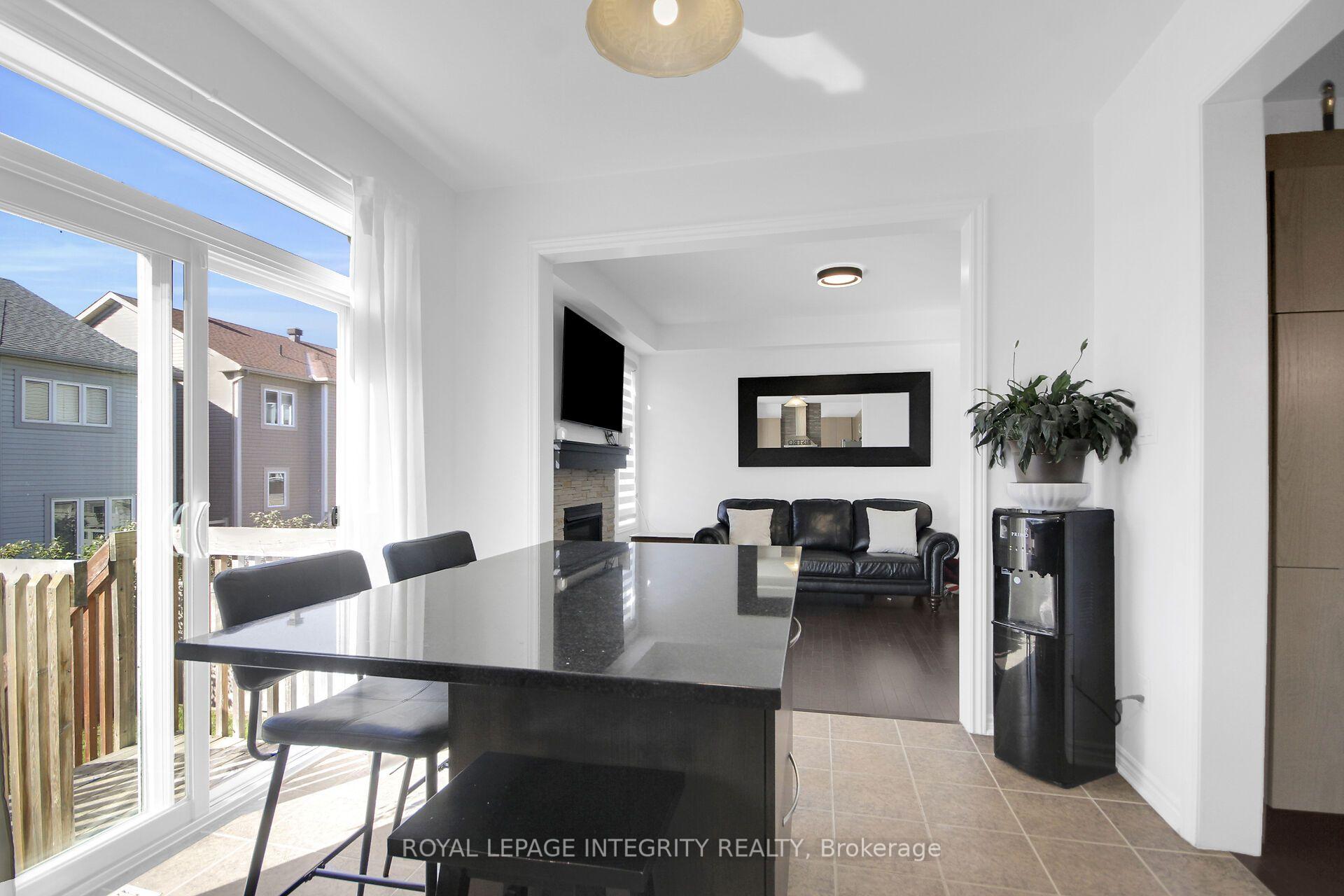 Photo 12 of 622 Silver Spruce Way, Ottawa, Kanata - Emerald Meadows/Trailwest — HOMEH