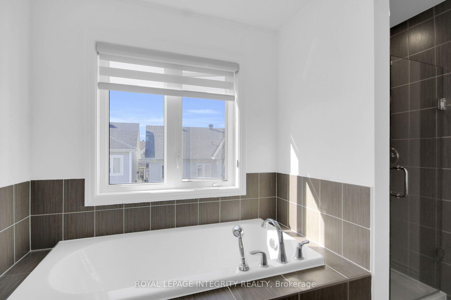 Photo 24 of 622 Silver Spruce Way, Ottawa, Kanata - Emerald Meadows/Trailwest — HOMEH
