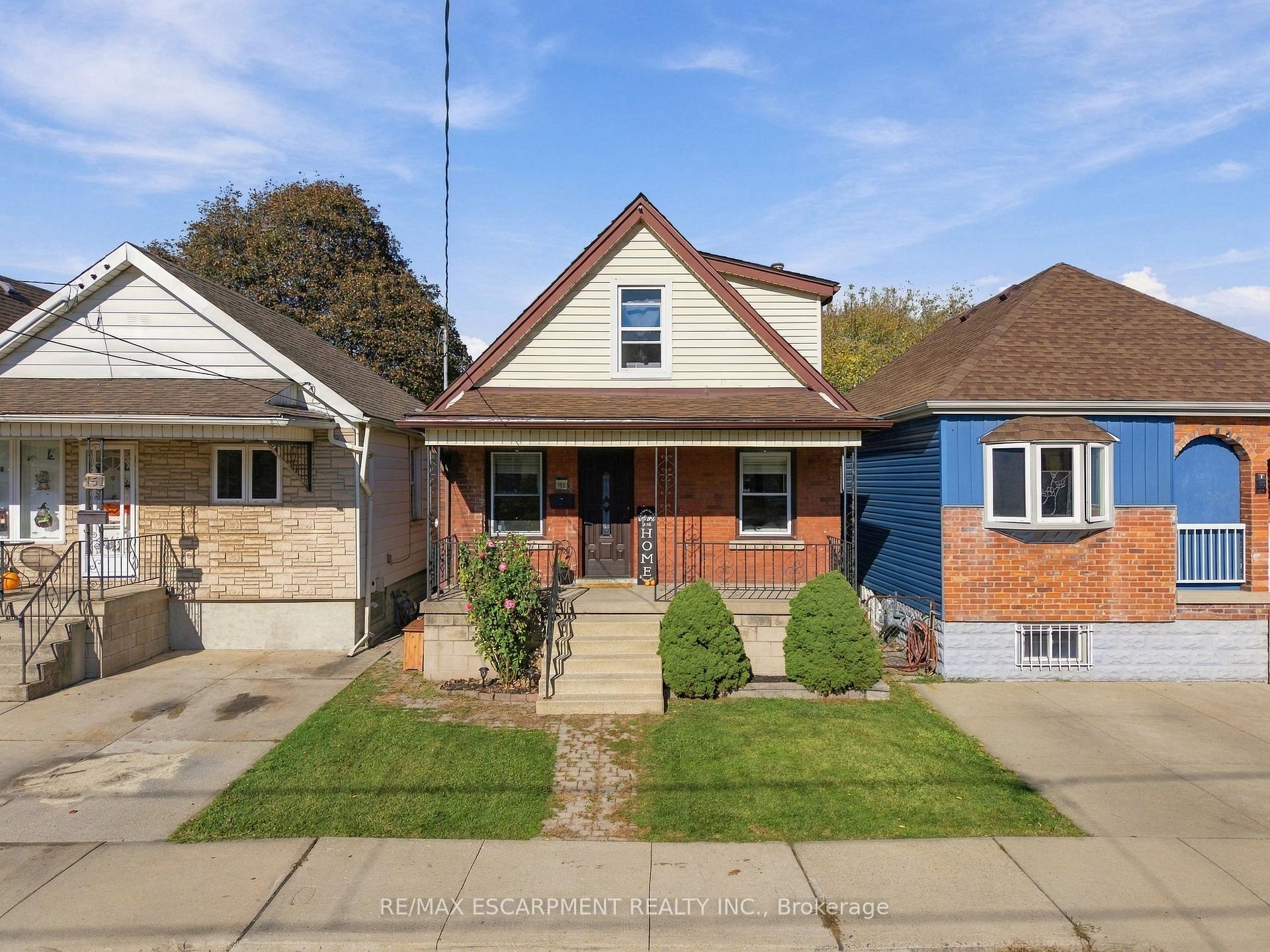 Photo 2 of 153 Albany Avenue, Hamilton, Homeside — HOMEH