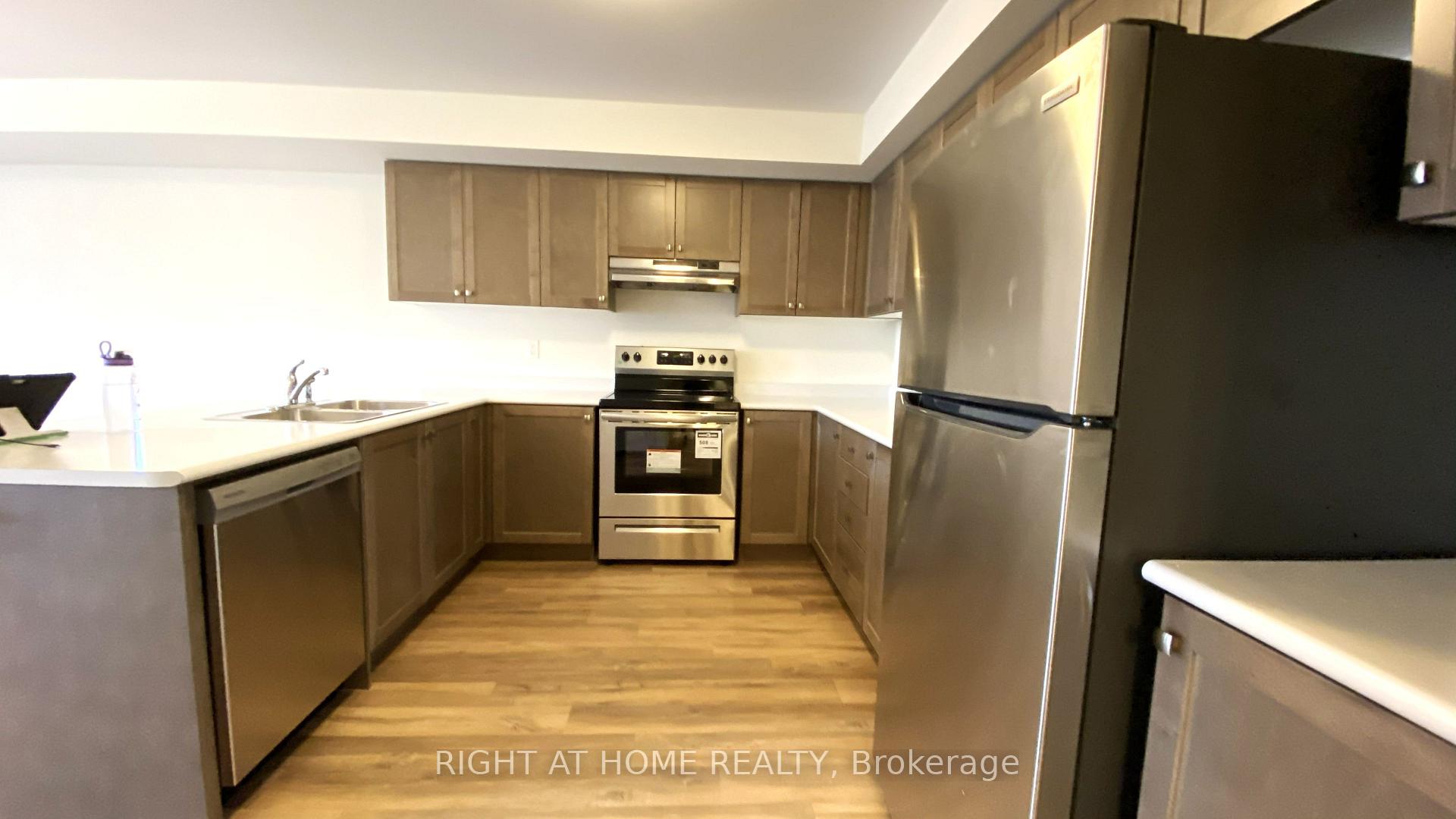 Photo 6 of 980 Alder Gate, Milton, Cobban — HOMEH
