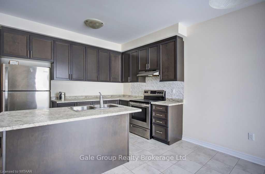 Photo 2 of 120 Chandler Terrace, Woodstock, Woodstock - North — HOMEH
