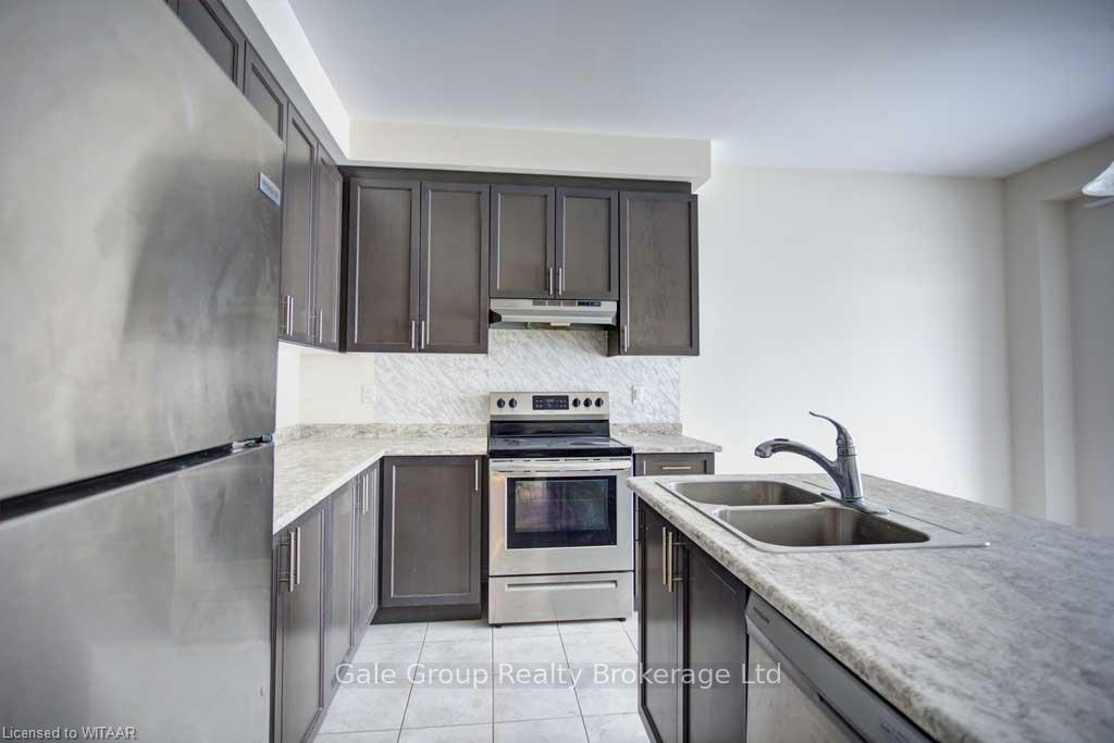 Photo 4 of 120 Chandler Terrace, Woodstock, Woodstock - North — HOMEH
