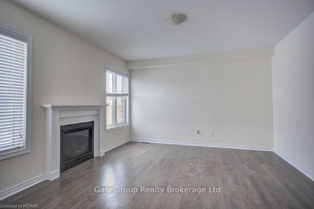 Photo 5 of 120 Chandler Terrace, Woodstock, Woodstock - North — HOMEH