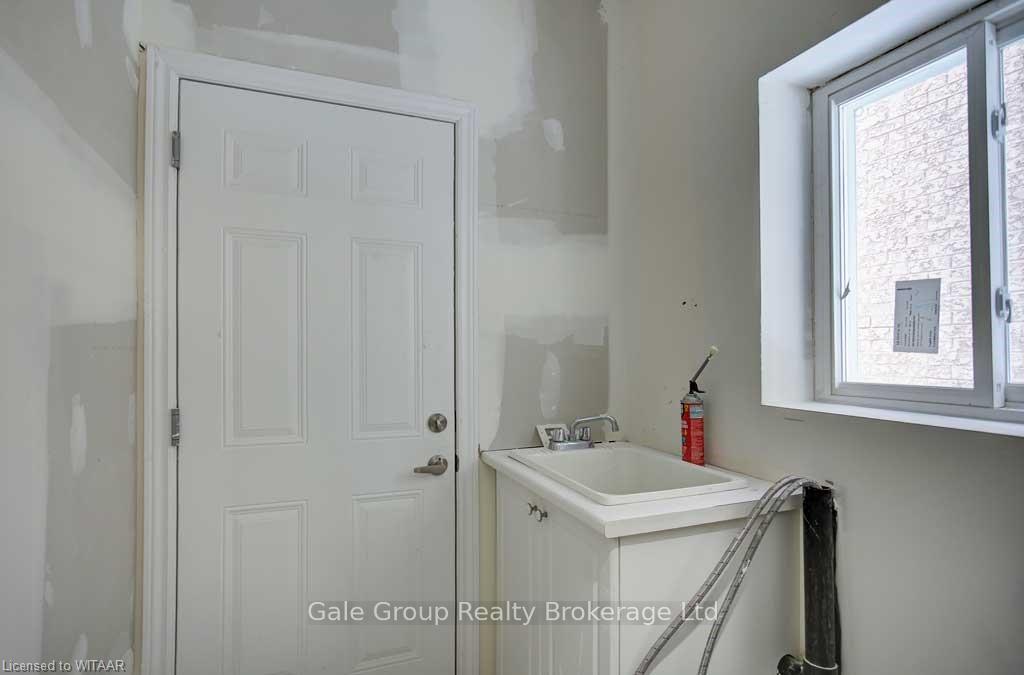 Photo 11 of 120 Chandler Terrace, Woodstock, Woodstock - North — HOMEH