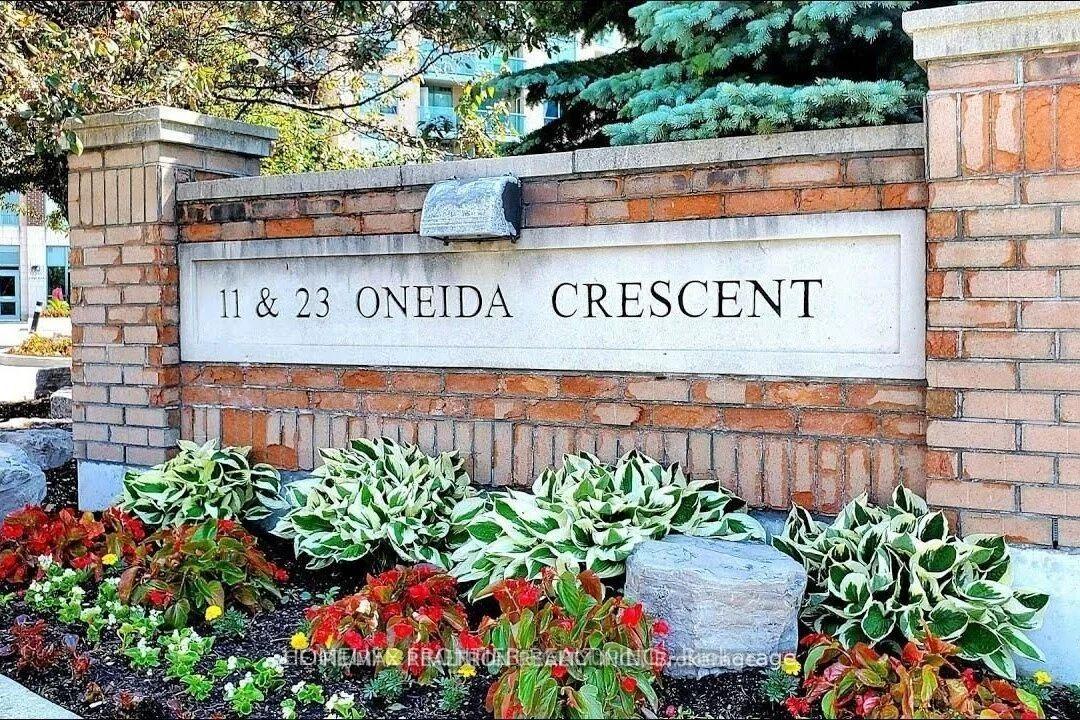 Photo 2 of Unit PH13, 23 Oneida Crescent, Richmond Hill, Langstaff — HOMEH