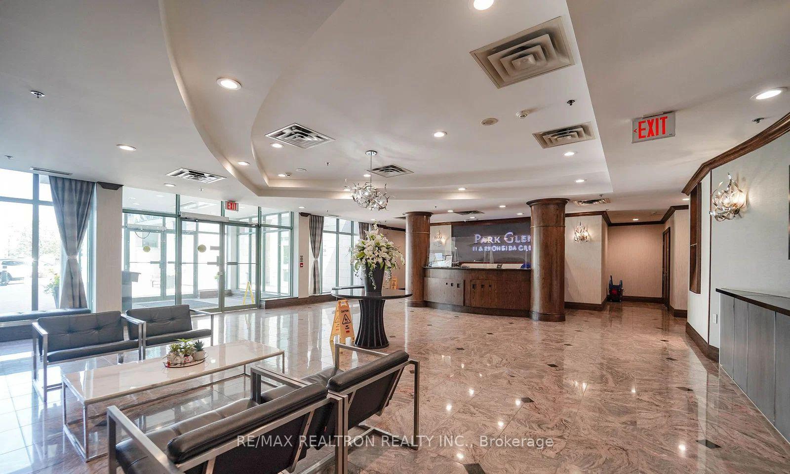 Photo 12 of Unit PH13, 23 Oneida Crescent, Richmond Hill, Langstaff — HOMEH