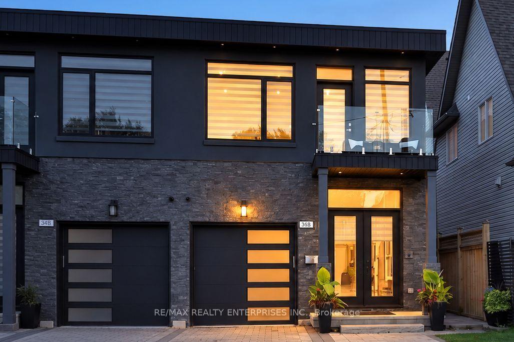 Photo 2 of 36B Pine Avenue N, Mississauga, Port Credit — HOMEH