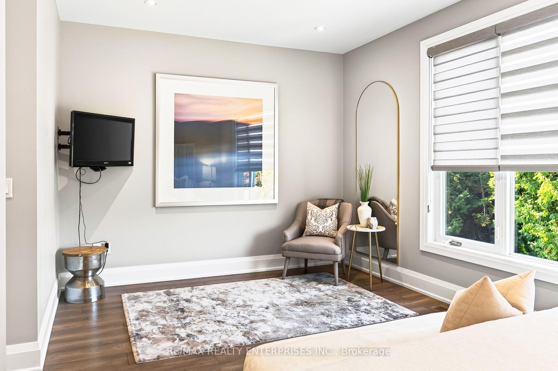 Photo 19 of 36B Pine Avenue N, Mississauga, Port Credit — HOMEH