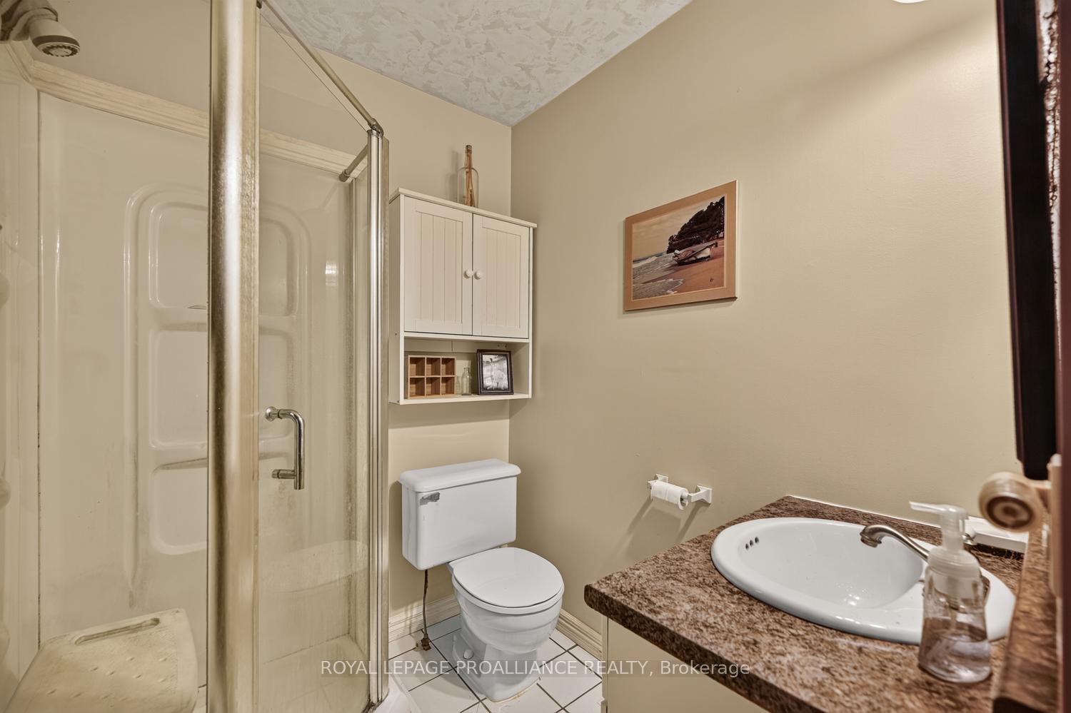 Photo 15 of 18 Thomas Street, Brockville, Brockville — HOMEH