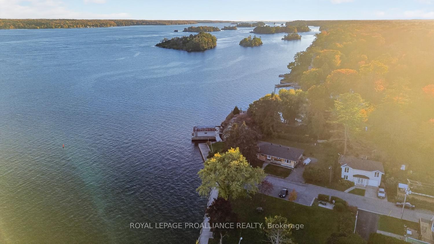 Photo 39 of 18 Thomas Street, Brockville, Brockville — HOMEH