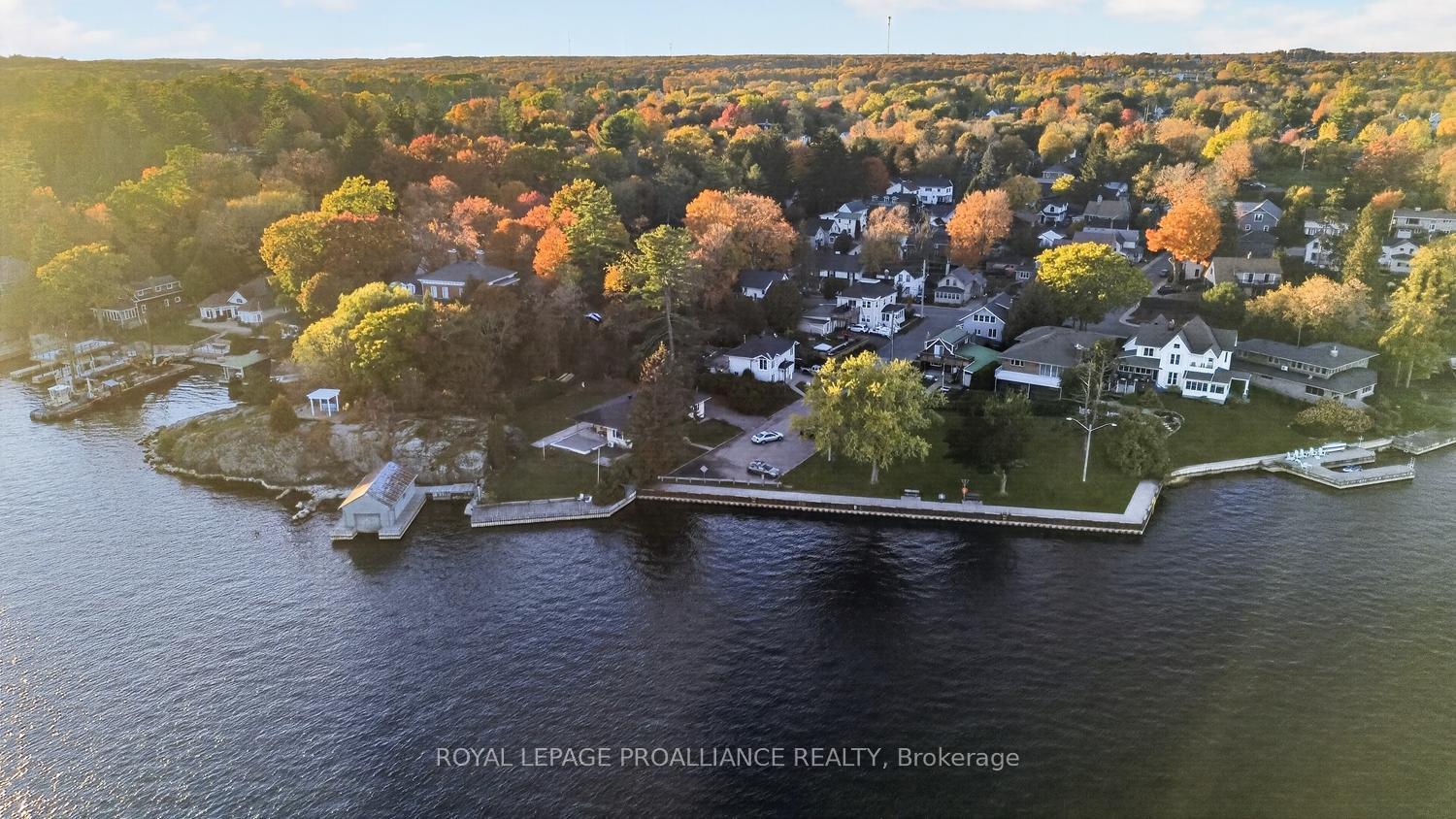 Photo 43 of 18 Thomas Street, Brockville, Brockville — HOMEH