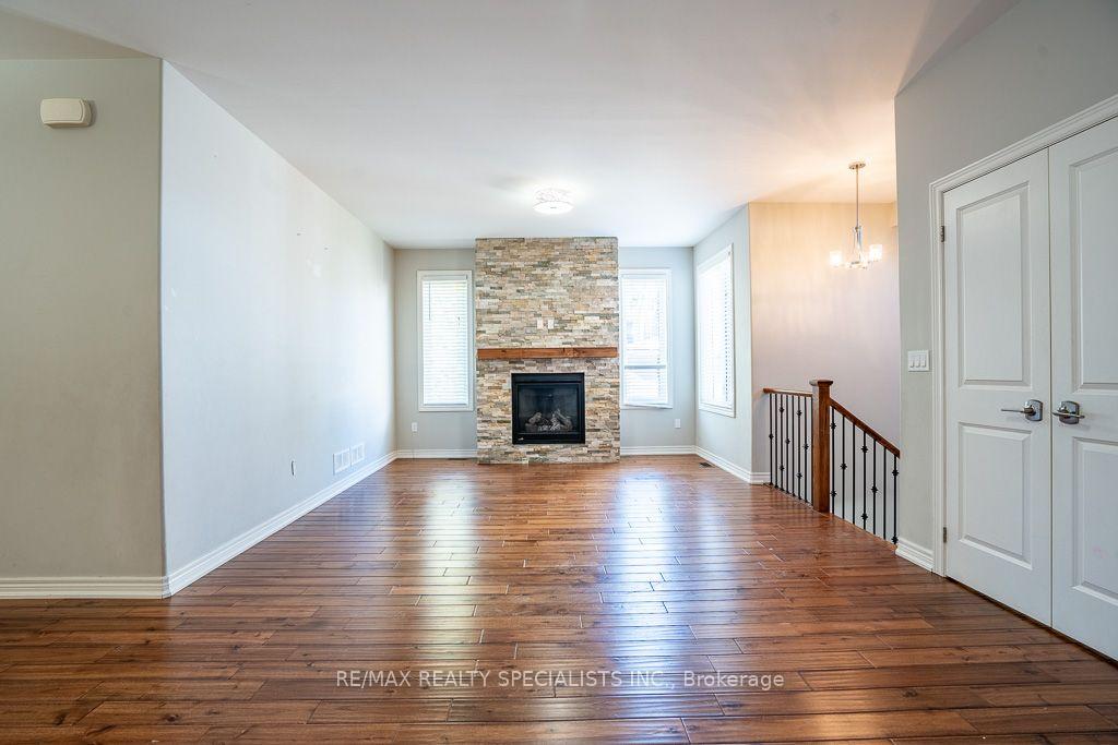 Photo 7 of 22 Elm Street, St. Catharines, Oakdale — HOMEH