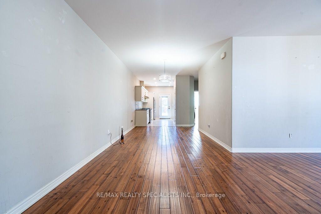 Photo 15 of 22 Elm Street, St. Catharines, Oakdale — HOMEH