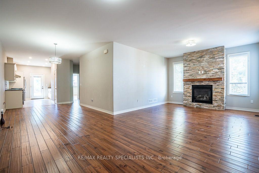 Photo 14 of 22 Elm Street, St. Catharines, Oakdale — HOMEH