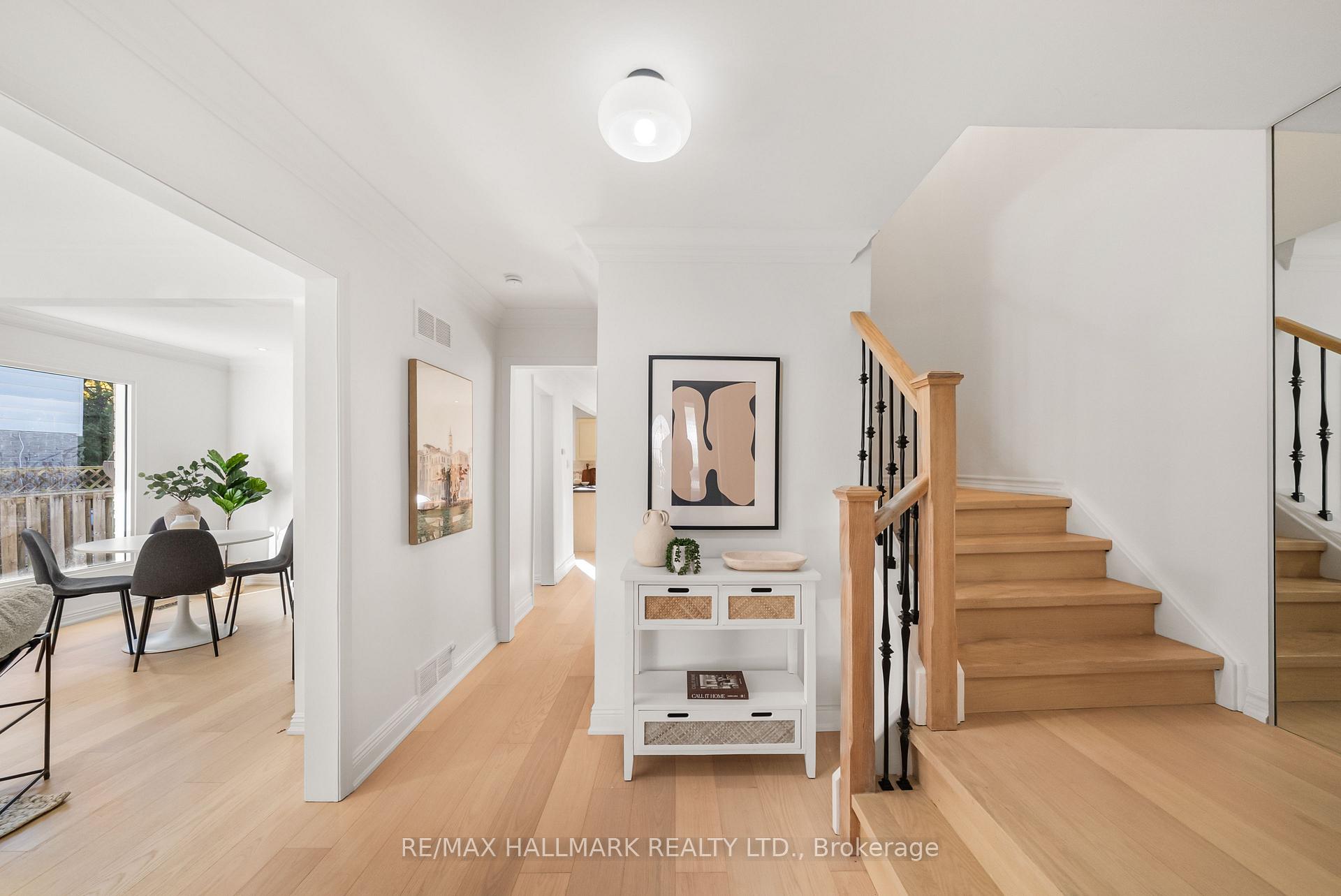 Photo 4 of 5 Chumleigh Crescent, Markham, German Mills — HOMEH
