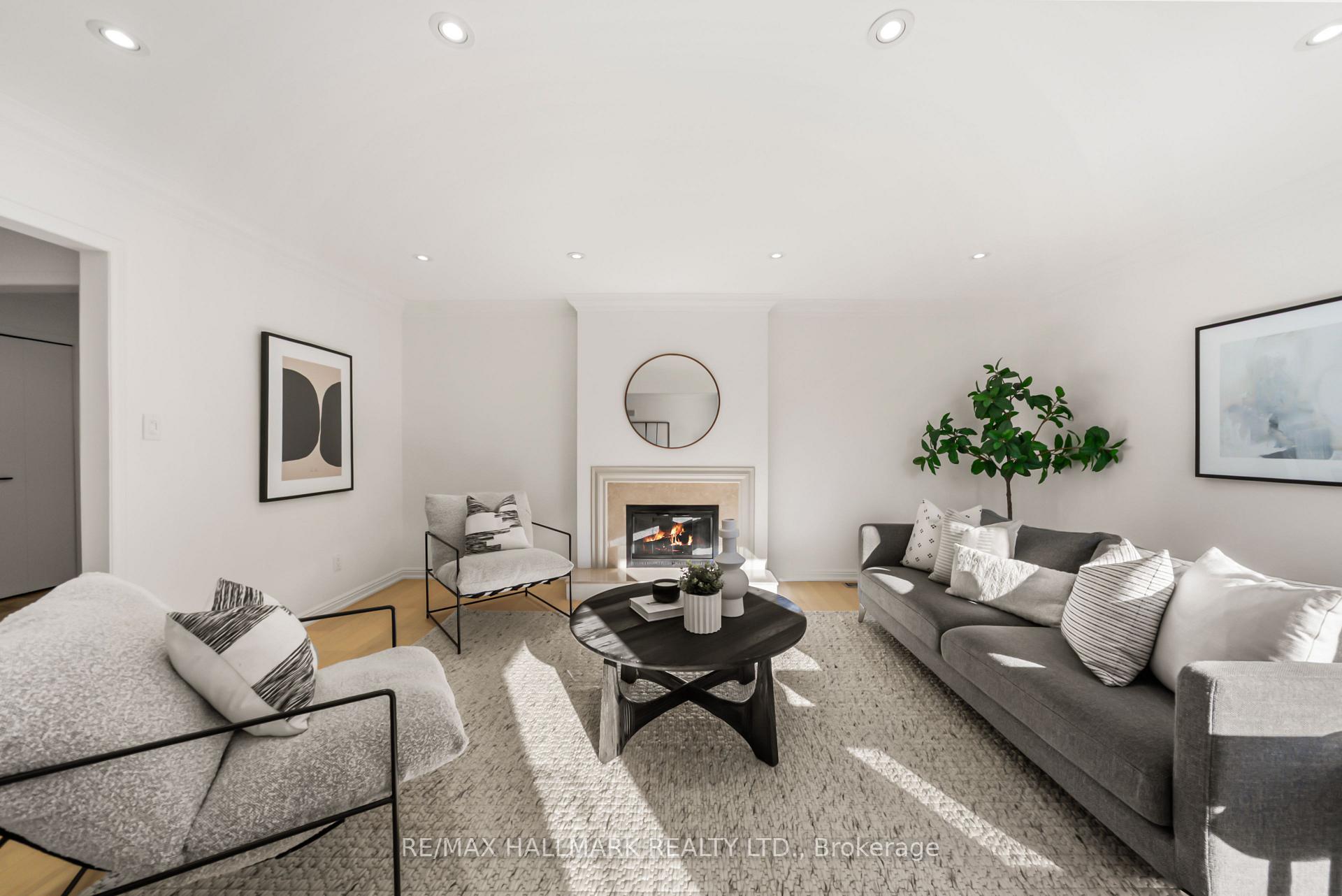 Photo 5 of 5 Chumleigh Crescent, Markham, German Mills — HOMEH